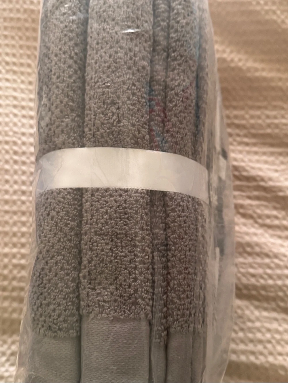 PREMIUM 6-PIECE TOWEL SET   These Dormify towel sets are SO soft, plush